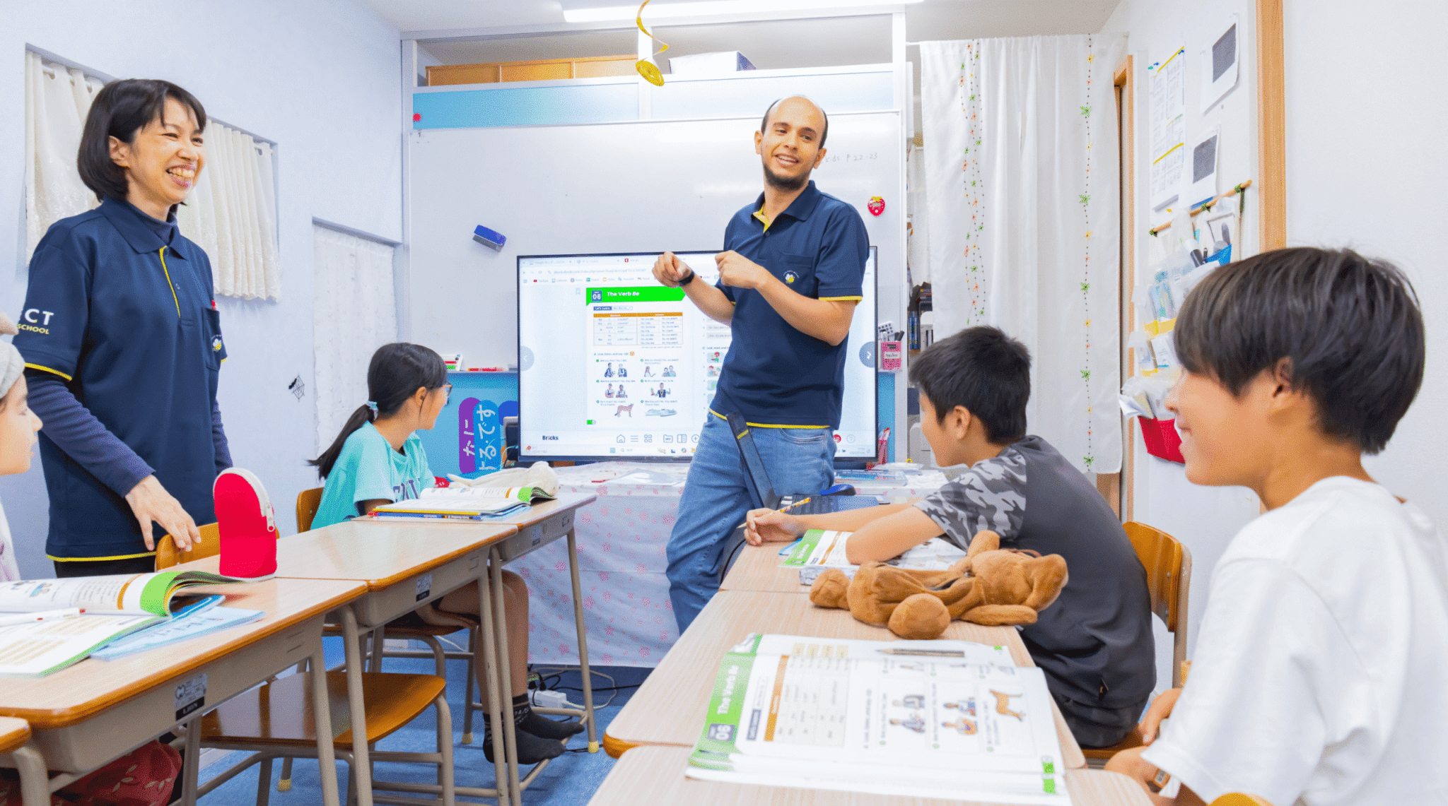 レッスンを受講する生徒たち